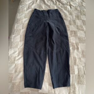 Lululemon Light Utilitech Cargo Pocket High-Rise Pant size 29